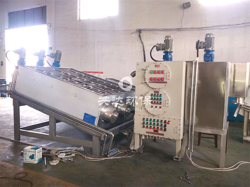 DL叠螺污泥脱水机